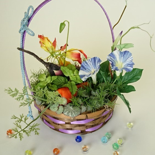 夏のカゴ（野菜）