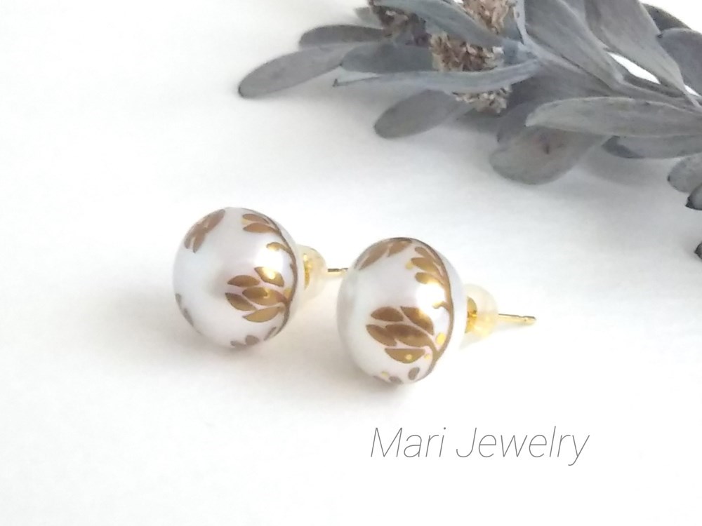 蒔絵パールピアス / 花カラクサ  /maki-e pearl earrings / flower arabesque