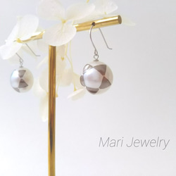 蒔絵パールピアス / 銀の星 /maki-e pearl earrings/silver stars 1枚目の画像