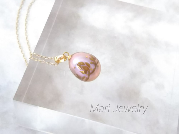 蒔絵パールネックレス / 花カラクサ / maki-e pearl necklace/flower arabesque 1枚目の画像