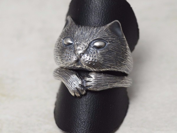 猫が猫の手を借りたセットリング　②