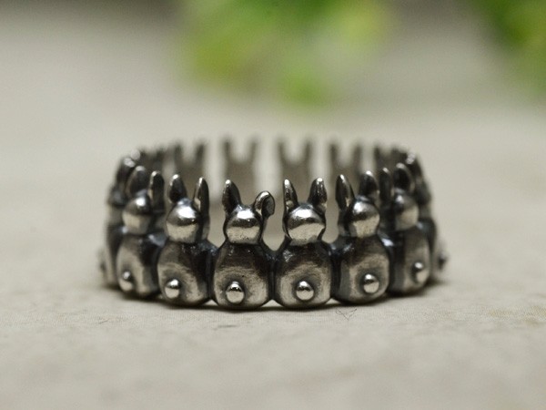 ウサギの集会リング