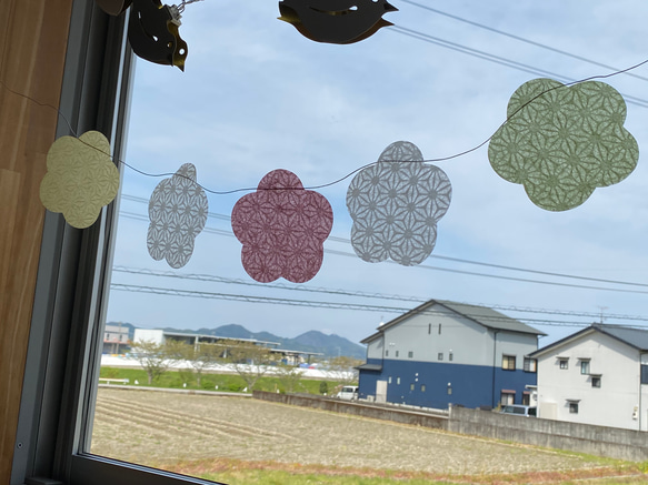 梅の形の土佐和紙　うめこ　青海波【桜白×グリーン】 15枚目の画像