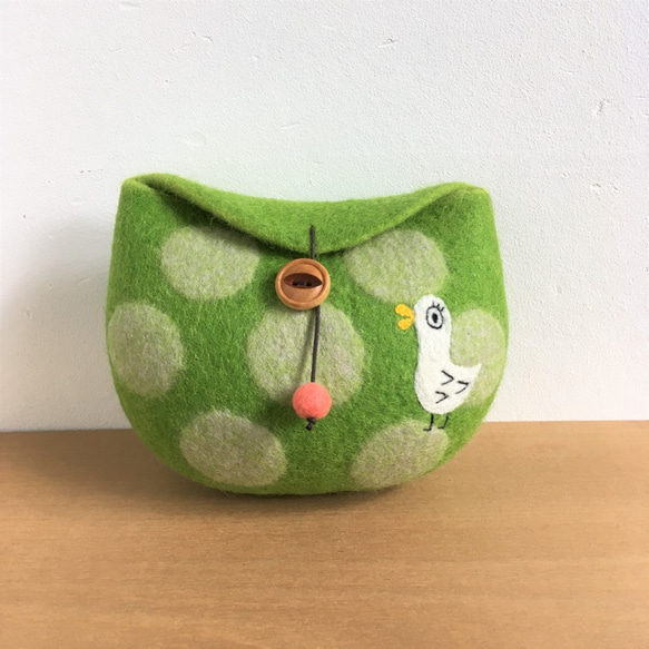 受注制作】羊毛フェルト 水玉ポーチ（アヒル） ポーチ komakoma 通販
