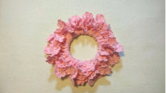 桜のシュシュ 3枚目の画像