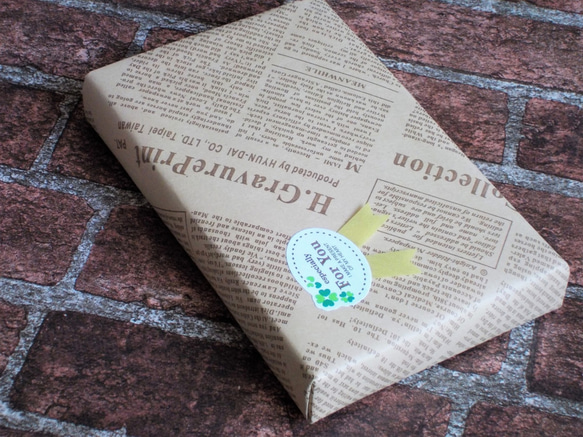 フレームスタンド「世界中の”がんばって”を贈る」ギフト包装済み 応援 メッセージ 贈り物 木製 コンパクト プレゼント 7枚目の画像