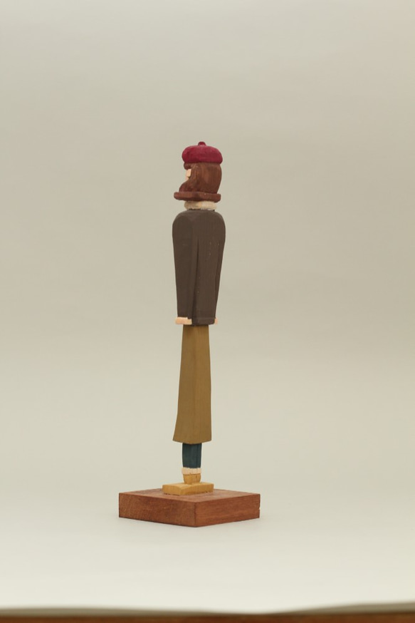 木彫まっすぐな人(女性Ｅ) 3枚目の画像