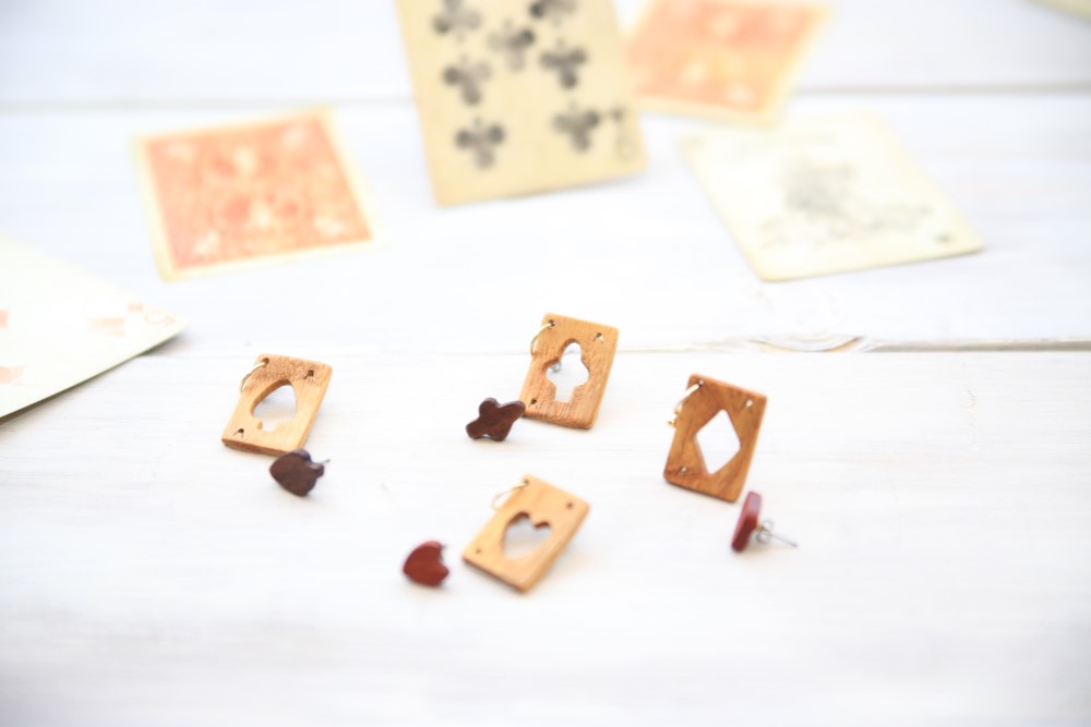 【楽しいアクセサリー】トランプピアス