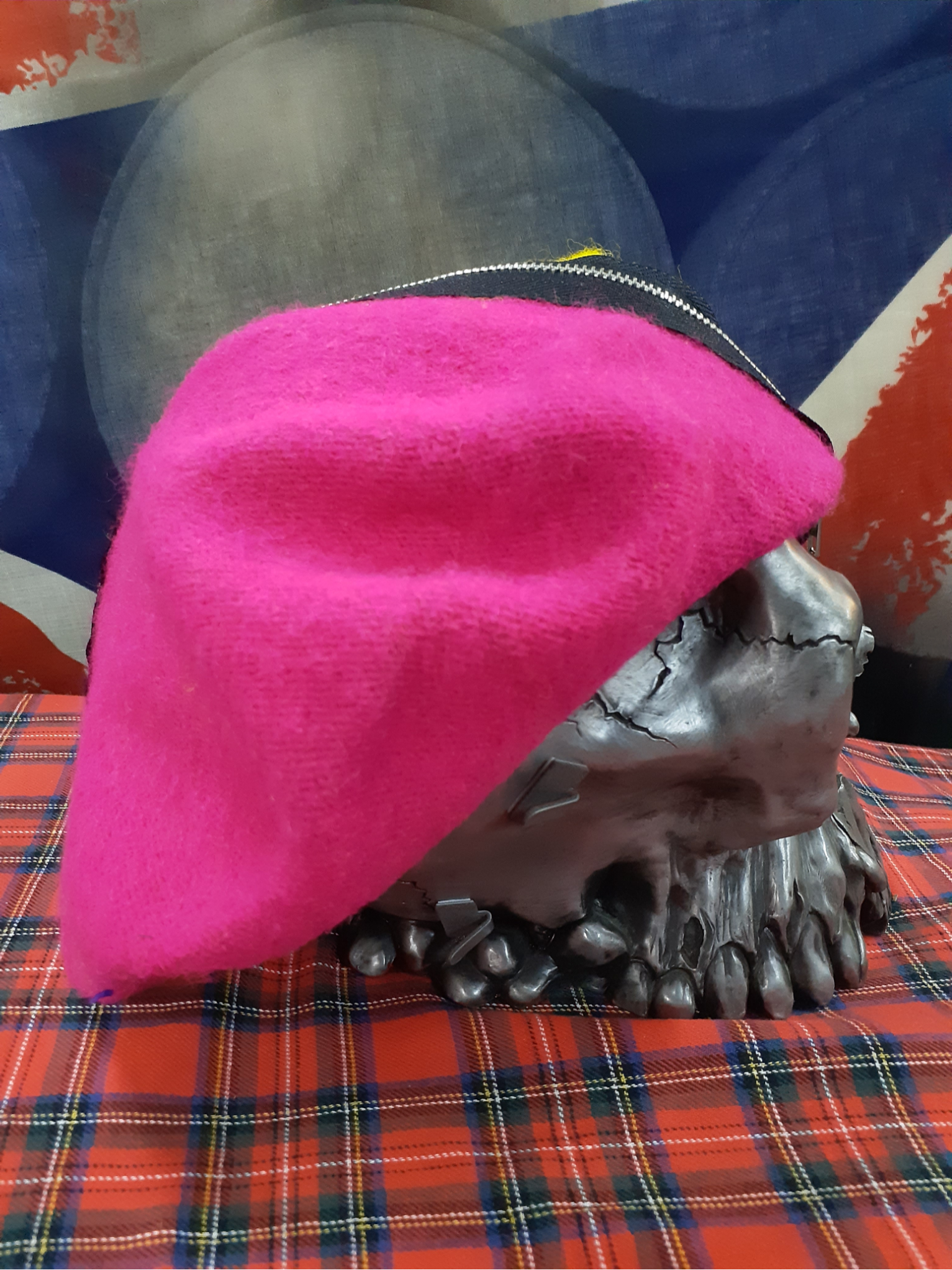 ロンドンパンク ロック ファッション セックスピストルズカラーZIPアシンメトリーベレー帽 ピンク×イエロー