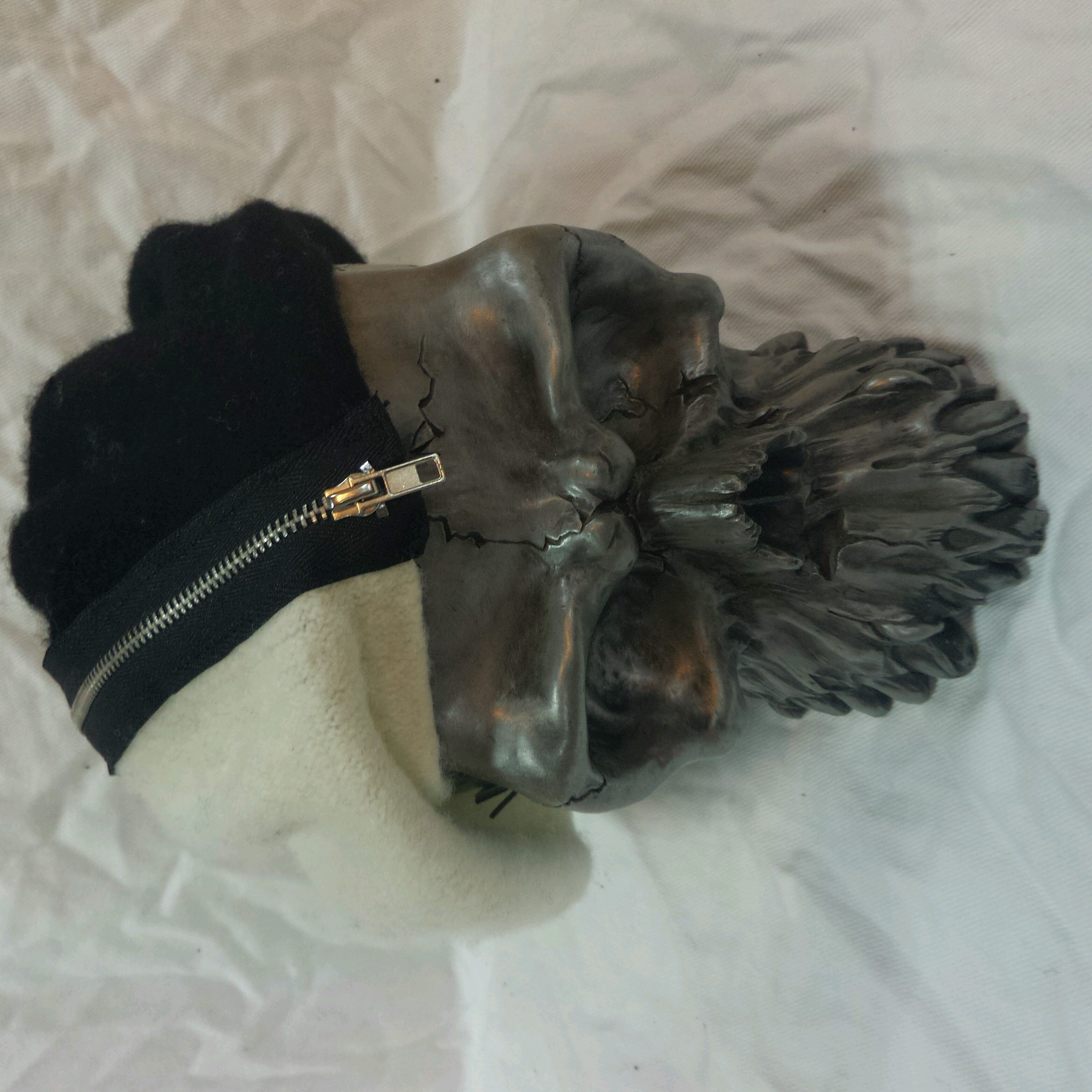 ロカビリーパンクロックアシンメトリーZIPベレー赤×黒