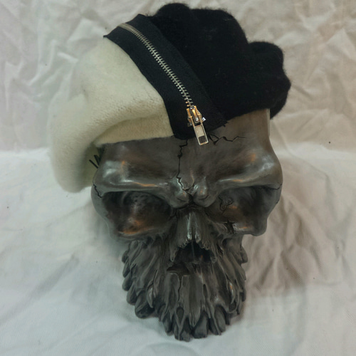 ロカビリーパンクロックアシンメトリーZIPベレー赤×黒 パンクロック