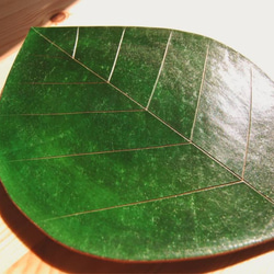『葉っぱのマウスパッド』植物タンニン鞣し姫路レザー　刻印可 6枚目の画像