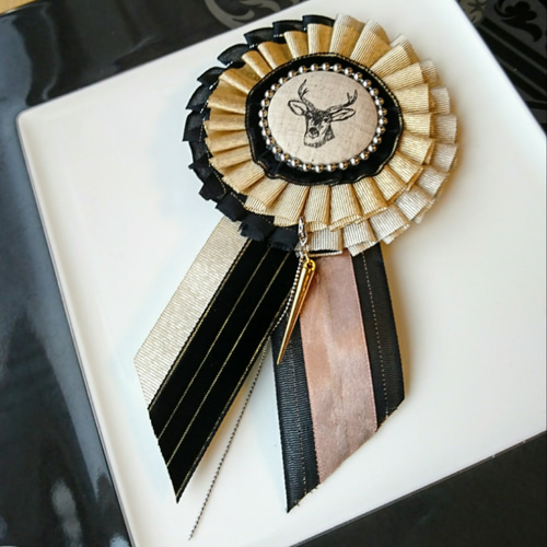 リボンロゼット 鹿の勲章 (大) ブローチ のんちゃん 通販 6818253