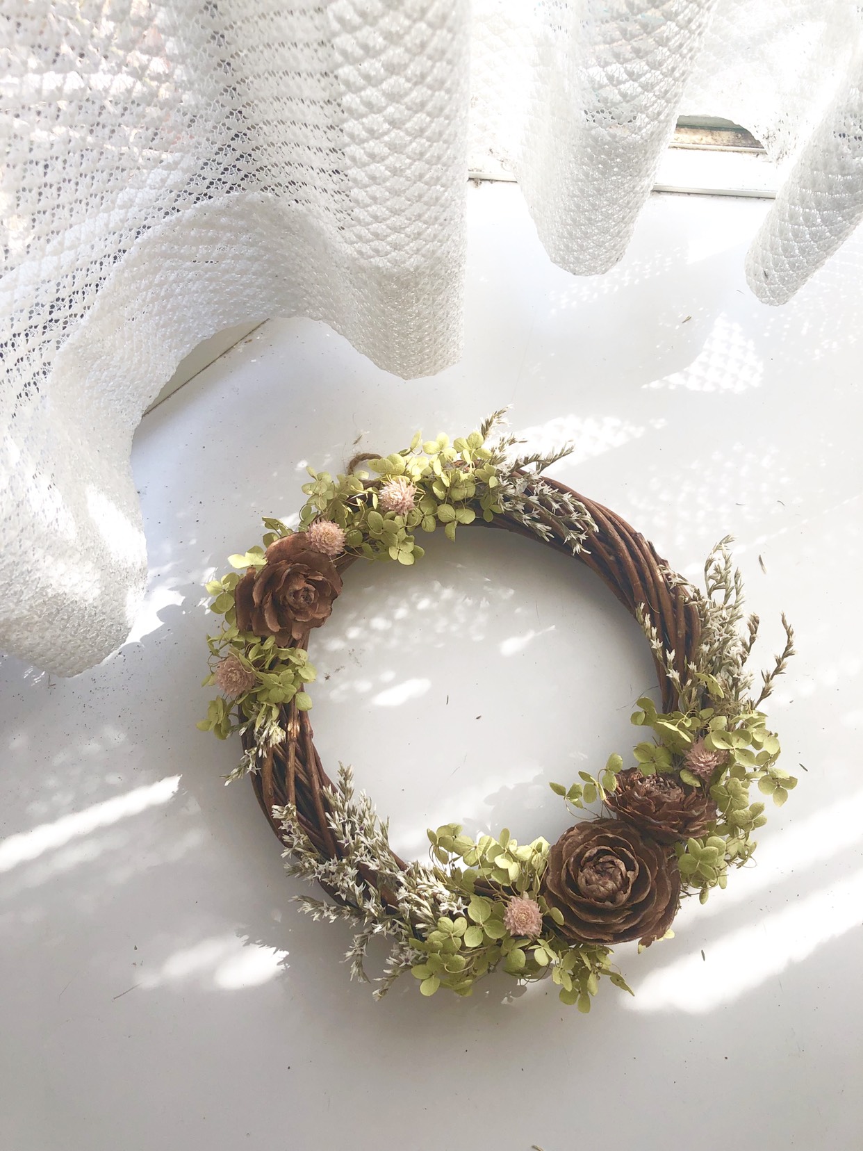 北海道産アナベルと小花木の実のミニリース のオレガノピ 