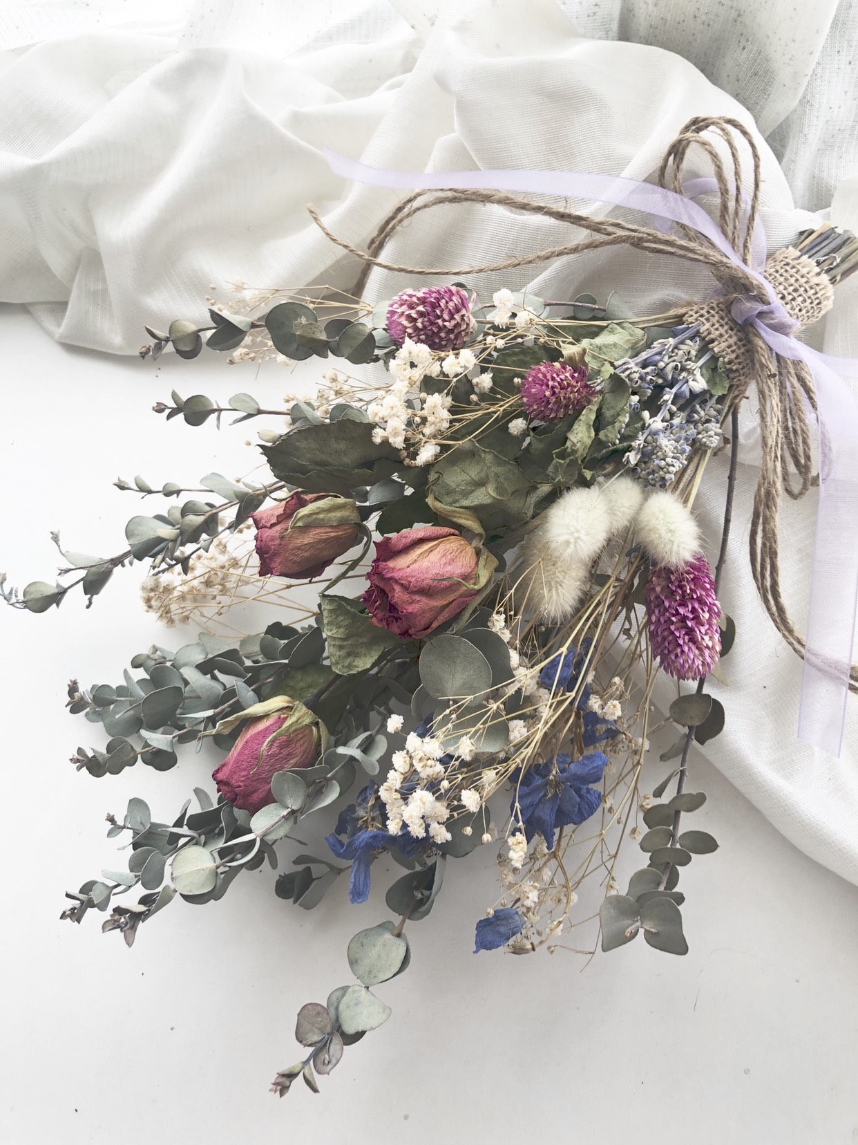 ピンクバラとデルフィニウムとユーカリのナチュラルスワッグ♪売り切れ！