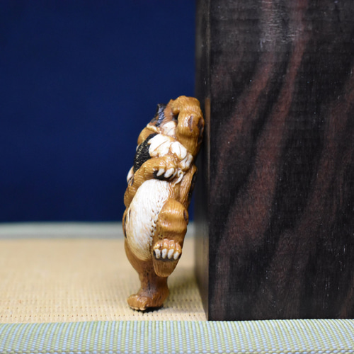 根付【狸】根付師・正舟作 一点物 彫刻 正舟 通販 10113594｜Creema