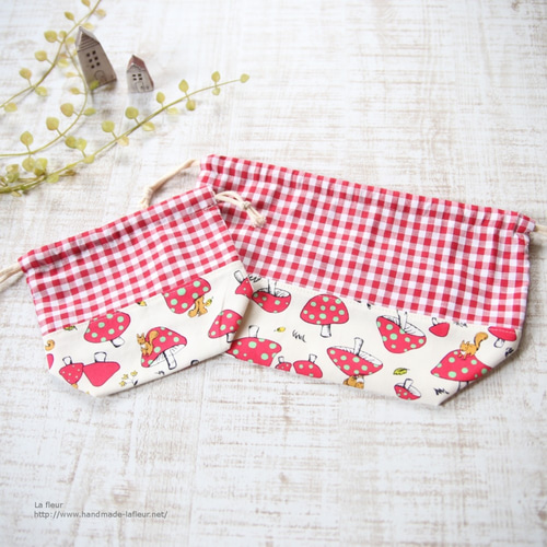 お弁当袋・コップ袋セット＊巾着 キノコとリス・赤チェック 入園入学