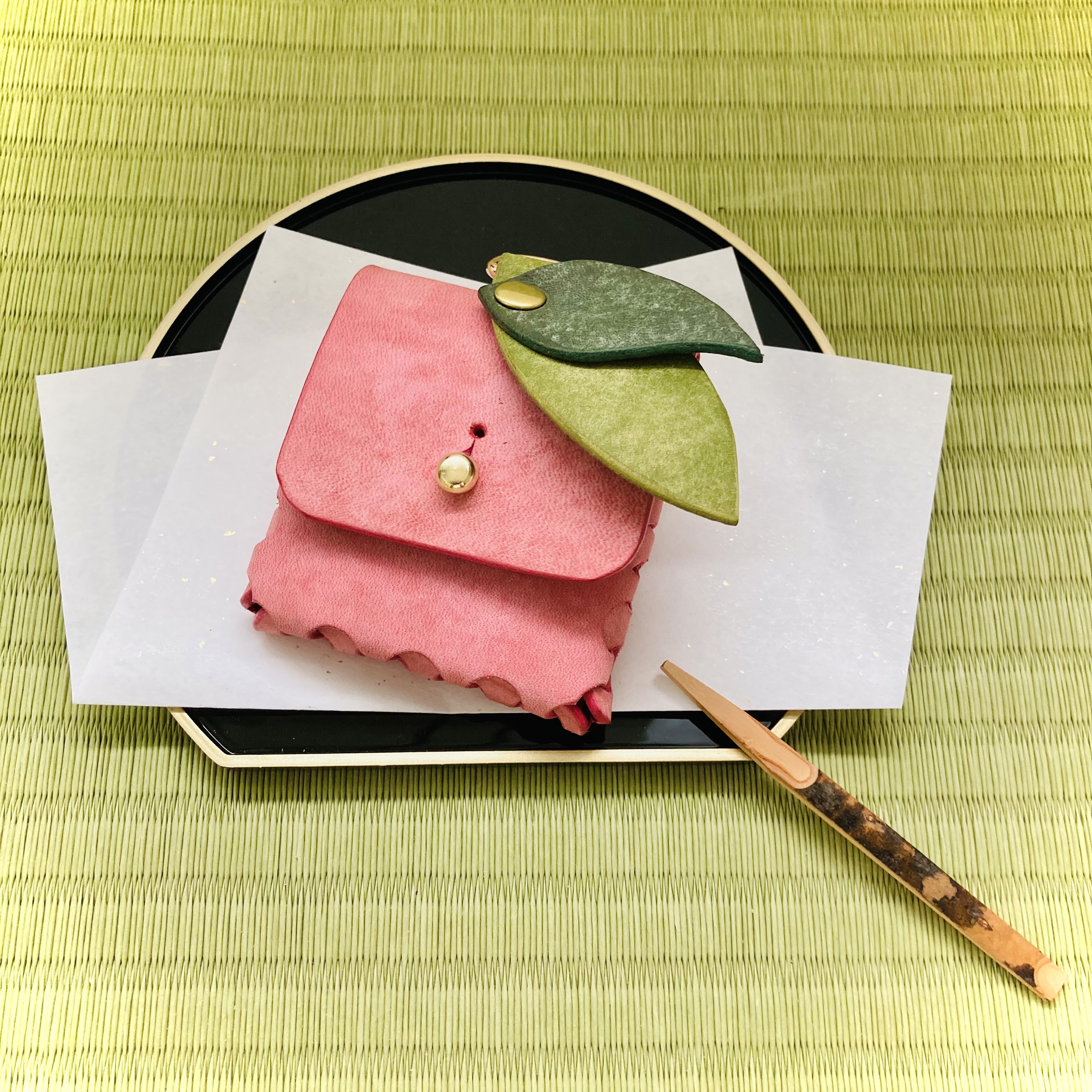 桃みたいな コインケース /縫わない コインケース 本革 高級革