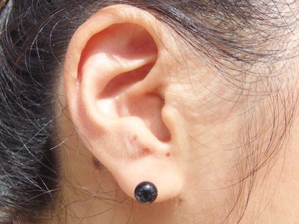 宇宙ガラス『ぎんが【丸】』チタンピアス/イヤリング  【大きさ選べます】【金具選べます】【受注制作】≪送料無料≫ 3枚目の画像