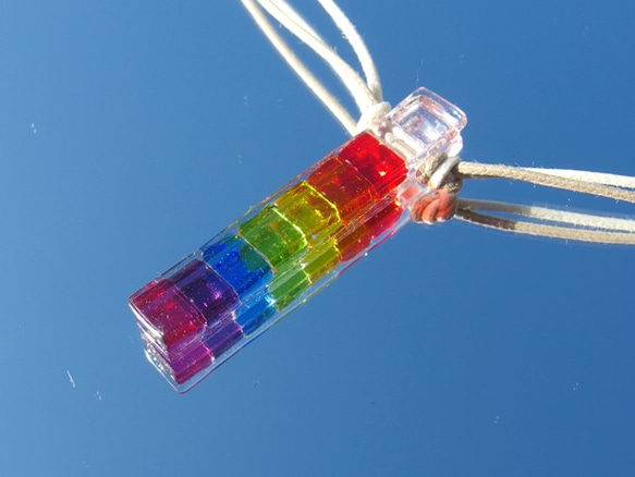 彩虹色玻璃「彩虹[粉紅色]」項鍊[可以透過選項進行各種變更][客製]&lt;&lt;免運費&gt;&gt; 第2張的照片