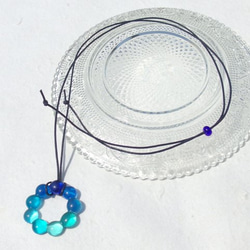 玻璃花環“大米[藍洞]”項鍊[選擇繩子的顏色和長度] [定做] 第2張的照片