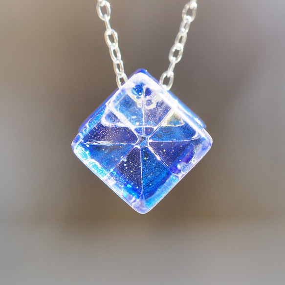 9月誕生石ガラス『サファイア』チェーンネックレス 【アロマ 