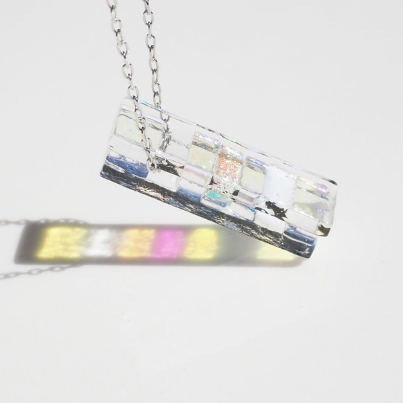 光る香るガラス『オーロラかおる【寒色系】』アロマペンダント【プチ選べます】≪送料無料≫ 3枚目の画像