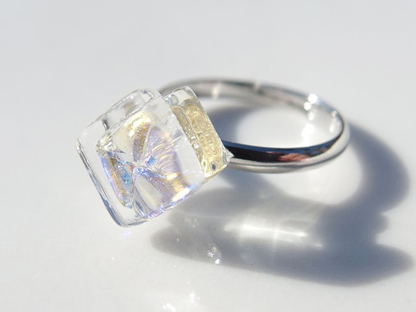 四月誕生的石製玻璃“鑽石”小指戒指[定做] 第1張的照片