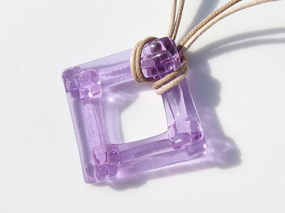 色が変わる彩り重ねガラス『いろがさね【マジック】』ネックレス