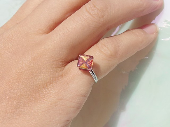 7月誕生石玻璃“紅寶石”小指戒指[定做] 第5張的照片
