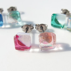 雪ガラス『ゆき【淡雪】』チタンピアス/イヤリング【金具選べます】【受注制作】≪送料無料≫ 5枚目の画像