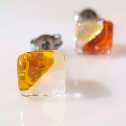 雪ガラス『ゆき【牡丹雪】』チタンピアス/イヤリング【金具選べます】【受注制作】≪送料無料≫ 2枚目の画像