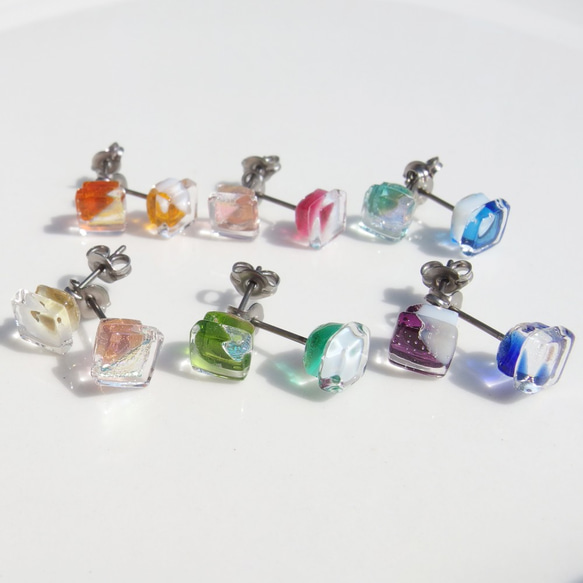 雪ガラス『ゆき【牡丹雪】』チタンピアス/イヤリング【金具選べます】【受注制作】≪送料無料≫ 6枚目の画像