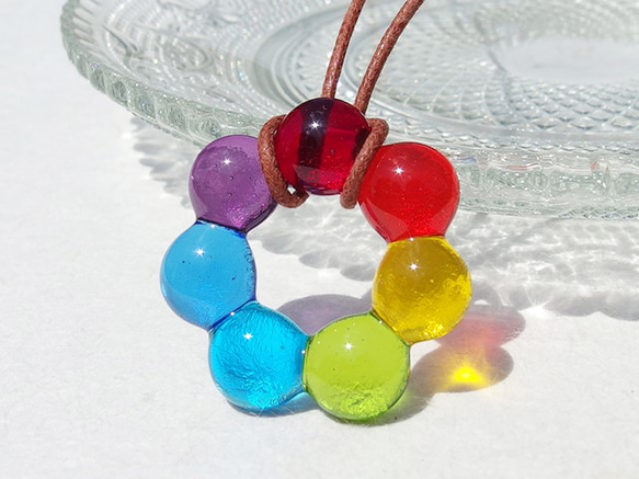 玻璃花環“大米[迷你] [彩虹]”項鍊[選擇繩子的顏色和長度] [定做] 第1張的照片