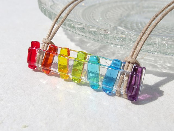 玻璃旋律「Melody [彩虹]」項鍊（choker）[可以選擇繩子的顏色和長度][定制]&lt;&lt;免運費&gt;&gt; 第1張的照片