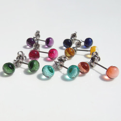 ふんわり明るいガラス『あかり【ボルドー】』チタンピアス/イヤリング  【大きさ選べます】【金具選べます】≪送料無料≫ 8枚目の画像