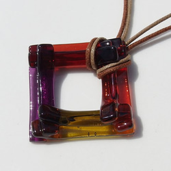 彩色夾層玻璃「Irogasane [小野小町]」項鍊[有尺寸][有繩子顏色和長度][定制]&lt;&lt;免運費&gt;&gt; 第3張的照片