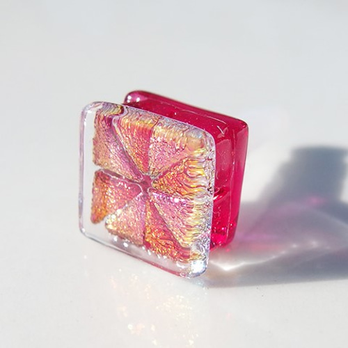 キラキラ琉球ガラス入りワンイヤホンジャック(シェル) キラキラ琉球ガラス入りワンコインイヤホンジャック(シェル) キラキラ