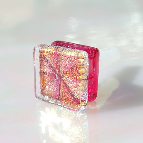 10月誕生石ガラス『トルマリン』イヤホンジャック 【大きさ選べます