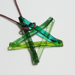 玻璃星星「星星[綠色]」項鍊[可以選擇繩子的顏色和長度][定制]≪免運費≫ 第1張的照片