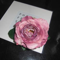 ピンク系のバラコサ―ジュ　　ウェディング・2次会・ヘットドレス・髪飾り・パーティ・お出かけ・お部屋のインテリア・持ち物の 2枚目の画像
