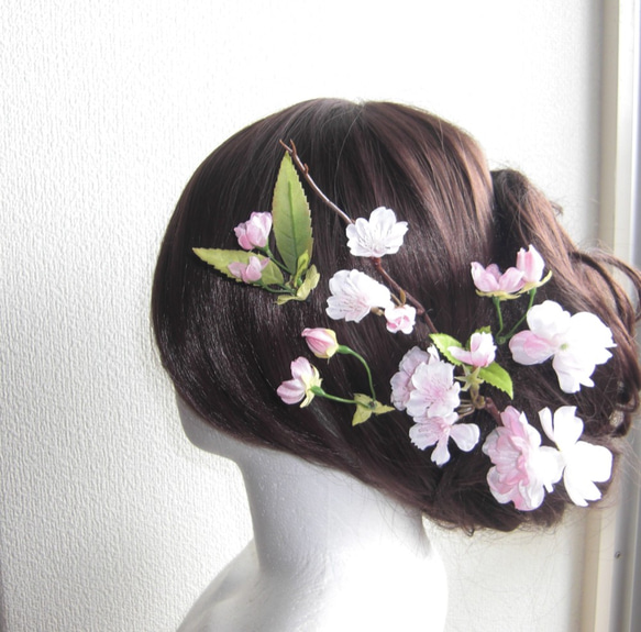 桜の髪飾り5点（２）　　桜のヘットドレス　　ヘアアクセサリー　コサージュ　　　春の結婚式・成人式・前撮り・卒業式・入学式 2枚目の画像