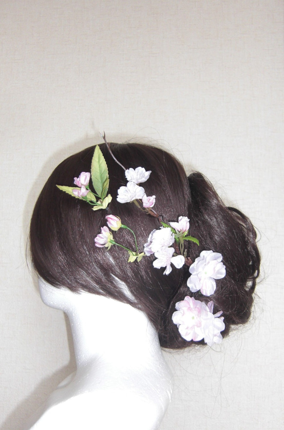 桜の髪飾り5点（２）　　桜のヘットドレス　　ヘアアクセサリー　コサージュ　　　春の結婚式・成人式・前撮り・卒業式・入学式 5枚目の画像