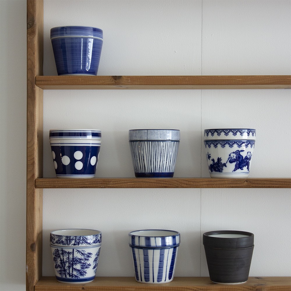 ロキオ様 みやび街道 青白磁 徳利·猪口·薬味皿 13セット+猪口5個薬味皿5枚 ロキオ様 みやび街道 青白磁 徳利·猪口·薬味皿 13セット+猪口5個