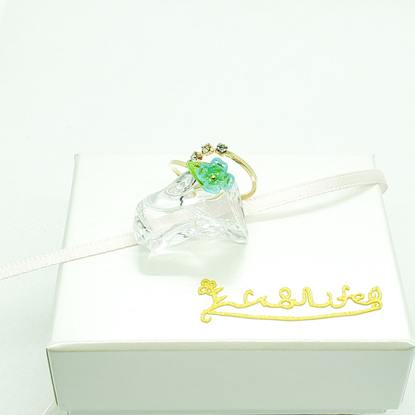 小さな一輪の切り絵花指輪 2枚目の画像