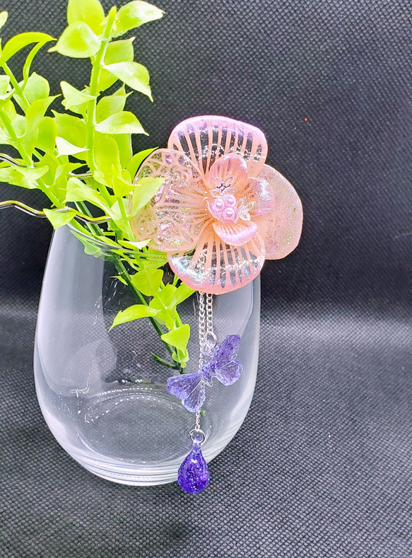 可憐に咲き誇る笑顔の花[かんざし] 2枚目の画像