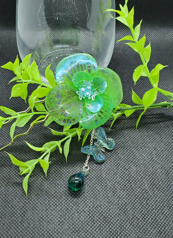 森と大空を見つめる聖母の花[ヘアクリップ] 4枚目の画像