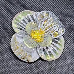 純粋に煌めく希望の花[ヘアクリップ] 2枚目の画像