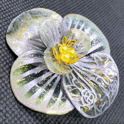 純粋に煌めく希望の花[ヘアクリップ] 3枚目の画像