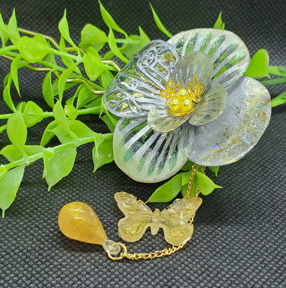 純粋に煌めく希望の花[ヘアクリップ] 4枚目の画像